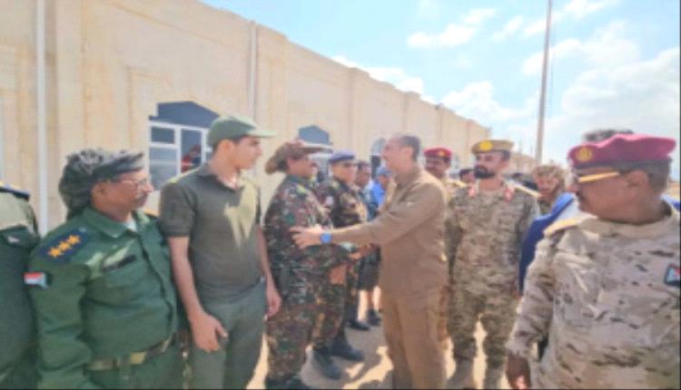 العميد العنشلي يصل سقطرى لمتابعة أوضاع الوحدات العسكرية وتعزيز الجاهزية