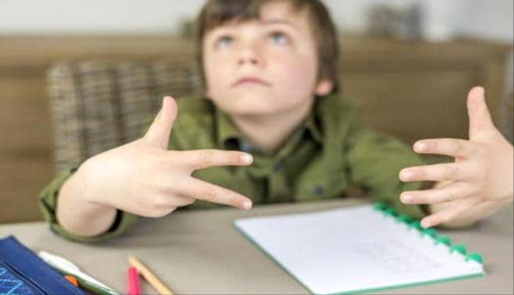 دراسة سويسرية: استخدام الأصابع في الحساب أداة فعّالة لتعلم الرياضيات لدى الأطفال