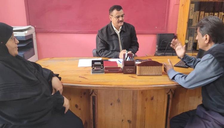 خلال زيارته مكتب التربية والتعليم بالمديرية..

*مدير عام المنصورة يناقش عدد من القضايا والاستعدادات لاختبارات الفصل الدراسي الأول