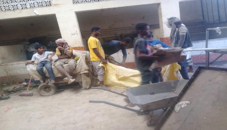 حملات نظافة واسعة تعيد الحيوية لمدينة جعار وتعزّز جهود تحسين الخدمات في خنفر