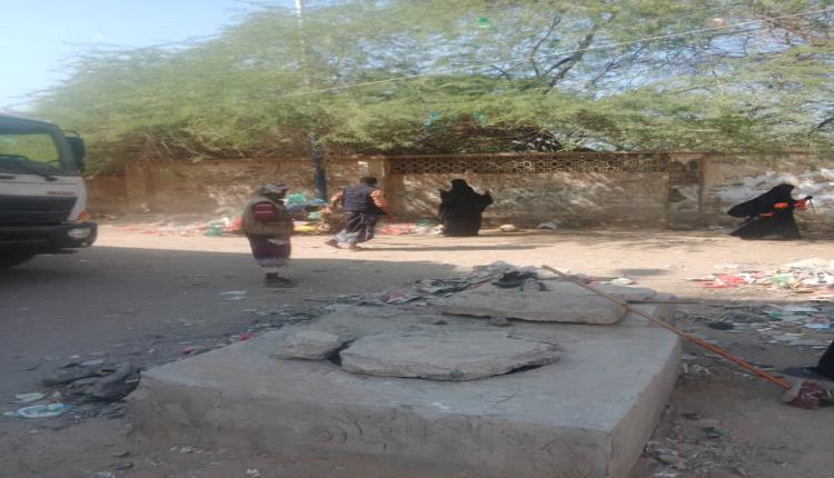 استمرار حملة النظافة في مدينة جعار وفق خطة صندوق النظافة بالمديرية