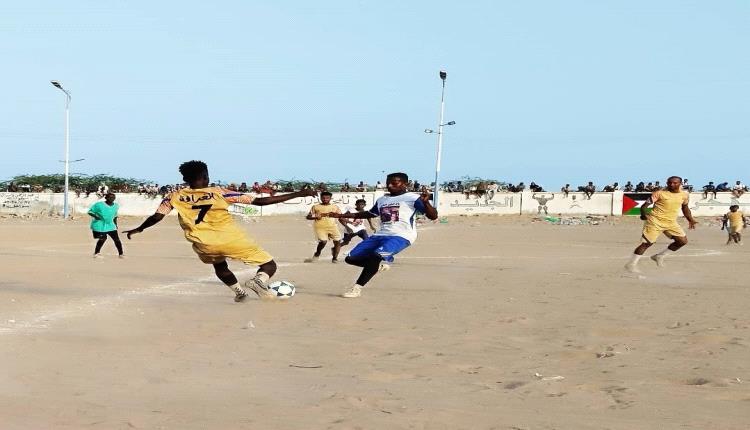 التعادل السلبي يخيم على مواجهة الشعله وجاره الغرافه ويصعد بهم إلى الدور الثاني في دوري الاستقلال 30نوفمبر بالكود خنفر