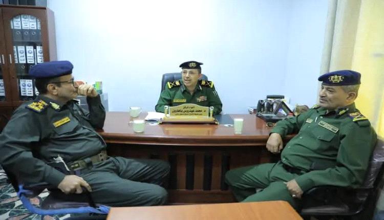 وكيل وزارة الداخلية يزور مصلحة الأحوال المدنية بعدن لتعزيز جودة الخدمات الرقمية