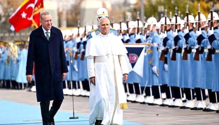 البابا لاوون الرابع عشر يزور الجامع الأزرق في إسطنبول ضمن جولته الرسمية لتركيا