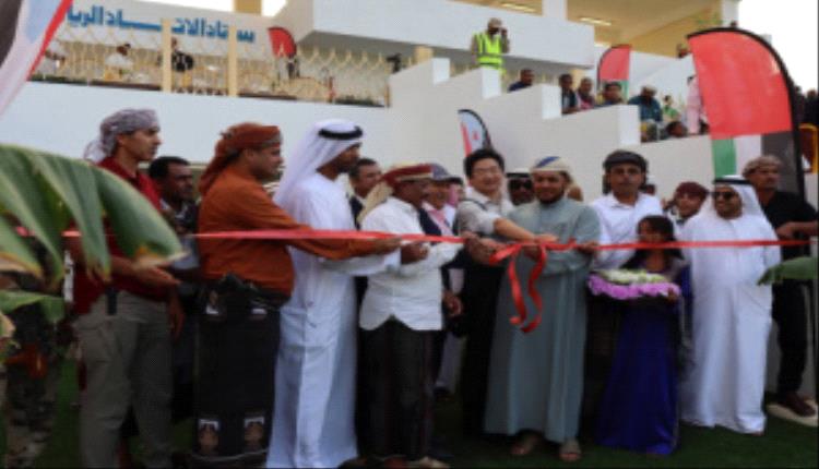 المحافظ الثقلي يفتتح استاد الاتحاد الرياضي بمدينة قاضب بدعم من مؤسسة خليفة