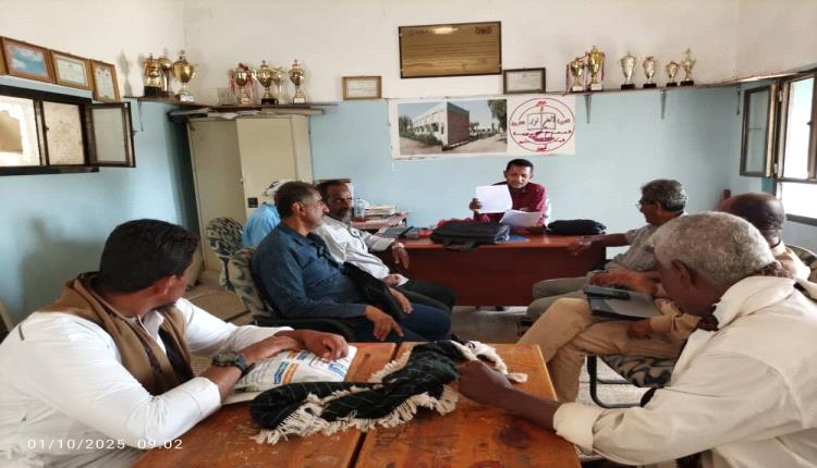 القائم بأعمال مدبر مكتب تربية خنفر يزور  ثانوية الفاروق بجعار للاطلاع احتياجاتها