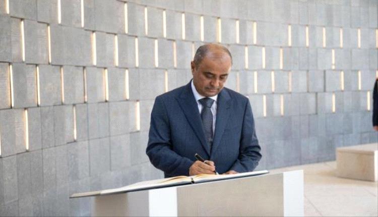 هل يصبح رئيس الحكومة اليمنية صاحب القرار التنفيذي؟ رؤية جديدة لنقل الصلاحيات من مجلس القيادة الرئاسي