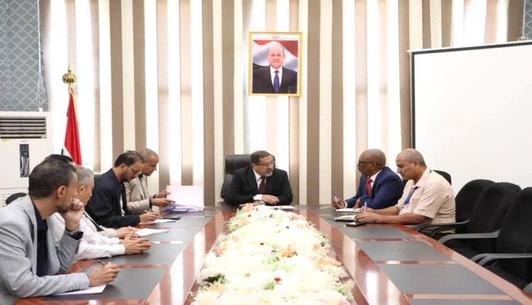 وزير العدل يبحث مع ممثل مفوضية حقوق الإنسان تعزيز التعاون المشترك