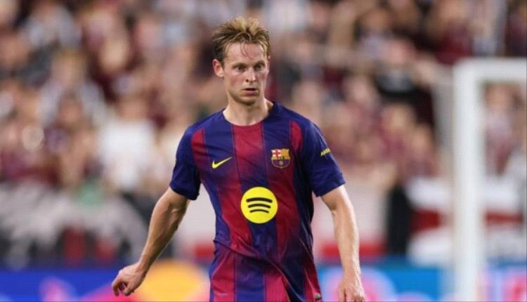 ديكو يؤكد قرب حسم تجديد عقد فرينكي دي يونغ مع برشلونة