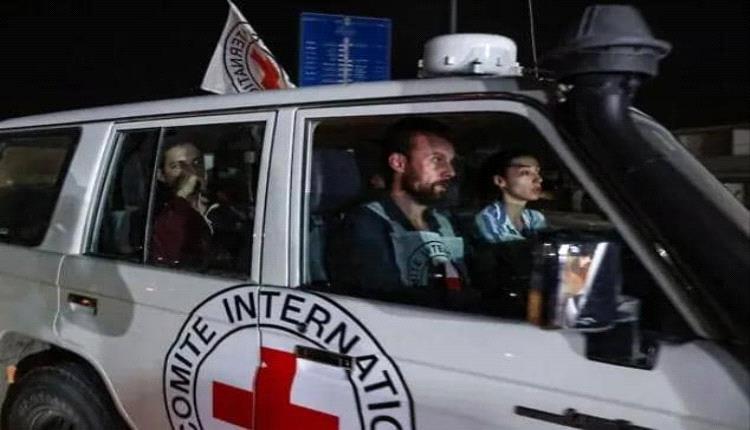 إسرائيل على أعتاب الإفراج عن المحتجزين: "رعيم" يجهز الأحياء والنعوش لاستقبال القتلى