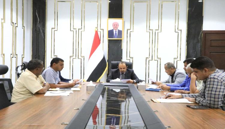 خلال اجتماع ترأسه محافظ حضرموت،،

لجنة المناقصات الرئيسية تُقر المعالجات الهادفة لاستكمال مشروع محطة رفع المجاري بمدينة الشحر