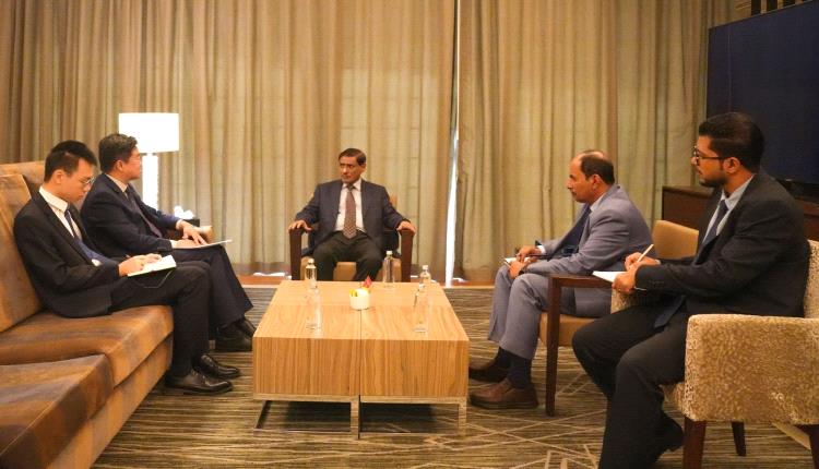 البحسني يبحث مع القائم بأعمال السفير الصيني سُبل تعزيز التعاون ودعم جهود السلام في اليمن