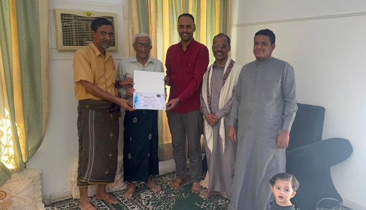 الهيئة التنفيذية المساعدة ونقابة الصحفيين الجنوبيين تكرّمان إعلاميين بارزين بوادي حضرموت تقديراً لعطائهما المهني