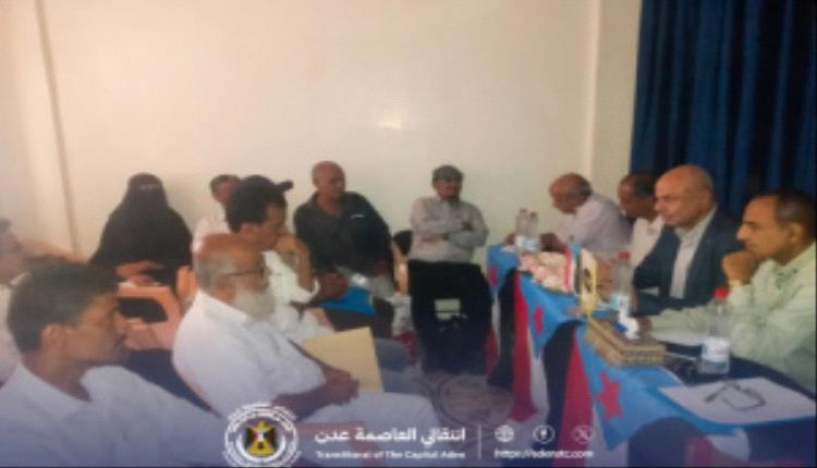 تنفيذية انتقالي البريقة تعقد اجتماعها الدوري بحضور فريق التوجيه والرقابة الرئاسي