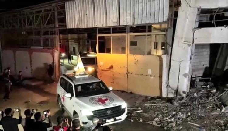 حماس تُرجئ تسليم رفات جندي إسرائيلي رداً على خروقات الاحتلال في غزة