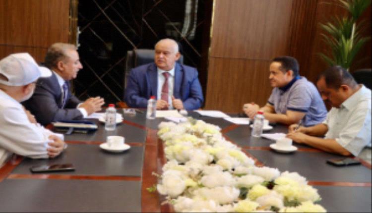 لقاء مشترك بين وزارة الخدمة المدنية وفريق التوجيه الرئاسي لبحث أوضاع الوظائف والتسويات في لحج