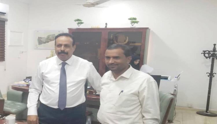 العقربي يوجّه بسرعة إعداد دراسة فنية لمعالجة الأضرار التي خلفتها سيول الأمطار بطريق باتيس–رصد–لبعوس