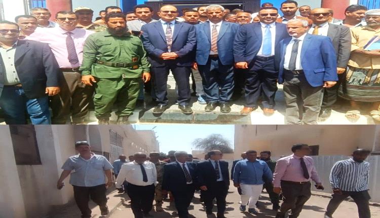 محافظ لحج ووزير الصحة يتفقدان مستشفى ابن خلدون ويطلعان على تجهيزات قسم الغسيل الكلوي الجديد