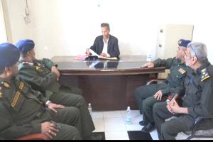 محافظ أبين ومدير الأمن يناقشان مع اللجنة الأمنية بوزارة الداخلية الأوضاع الأمنية وسبل تعزيز أداء الأجهزة الأمنية