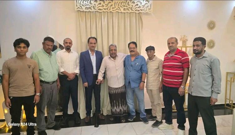 لقاء وطني يجمع الزعيم حسن أحمد باعوم بعدد من الشخصيات الوطنية والقيادات الجنوبية