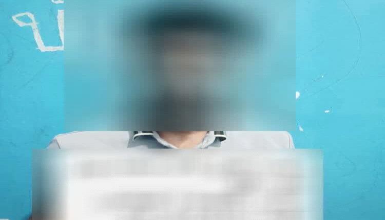 أمن العاصمة عدن يلقي القبض على شخص حاول قتل جاره طعناً بالخنجر