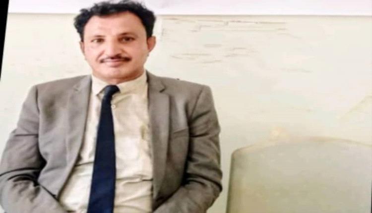 مدير مكتب الصحة بأحور يُعزي النقيب عبدالله ربيع في وفاة زوجته