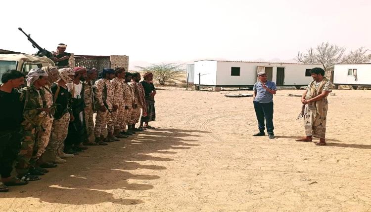 مدير عام مكتب شؤون الغاز يتفقد محطات خط الأنبوب ويشيد بجهود اللواء الثاني مشاة بحري.