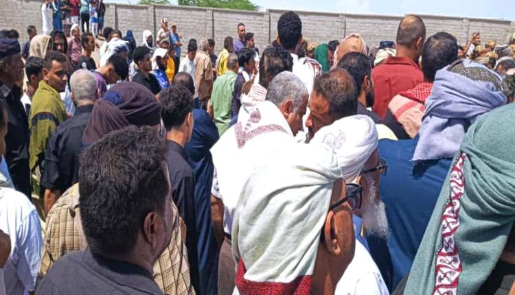 عدن تودّع: المناضل أديب العيسي في موكب جنائزي مهيب