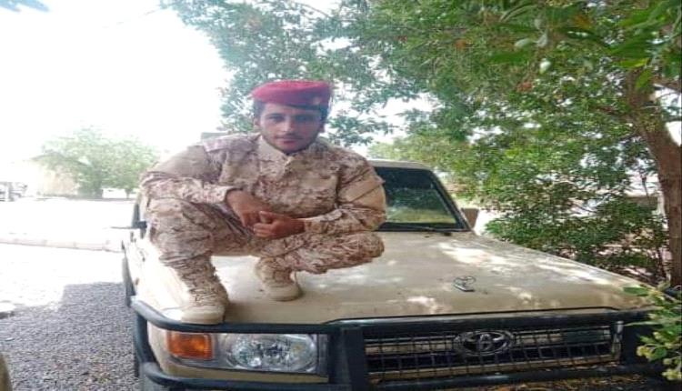 قيادات وشخصيات تقدم واجب العزاء لأسرة الشهيد القائد علي الحقيسي في منطقة يرامس بأبين