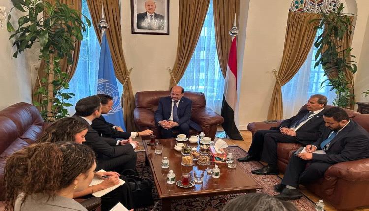 وزير الخارجية يلتقي منسق ملف مكافحة الإرهاب بالخارجية الأمريكية