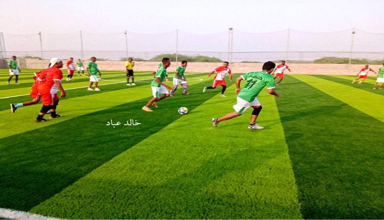 زنجبار تشهد افتتاح بهيج لملعب بن جمال المعشب بالعشب الصناعي