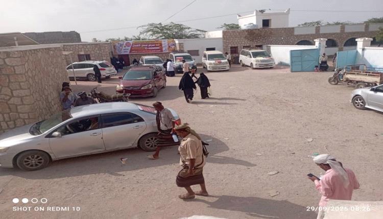 تدشين الحملة الوطنية للتطعيم ضد شلل الأطفال في مديرية أحور