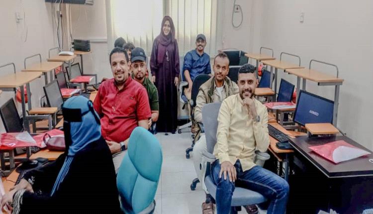ضمن خطتها لتطوير الكوادر البشرية لعام 2025 ..
شركة النفط اليمنية تدشّن دورتين تدريبيتين في مجال "السكرتارية الآلية" ومجال "التسويق النفطي
