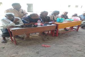 اللجنة المجتمعية بالكود بأبين تعقد أول اجتماعاً لها -  و تعين أ- ناصر جحلان رئيساً لها وتوزع المهام للأعضاء