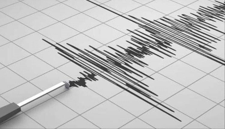 زلزال قوي يضرب سواحل إندونيسيا ويسبب موجات تسونامي وخسائر بشرية