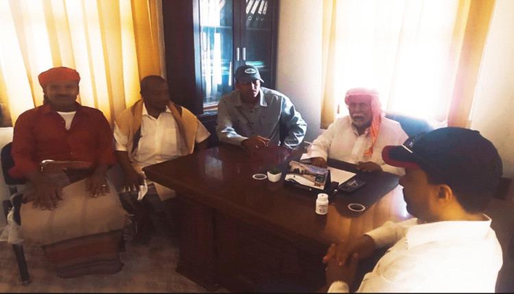 البصري يلتقي فريق الاستجابة السريعة بمديرية الغيضة ، ويناقش معهم الاستعدادات والتحديات الراهنة .