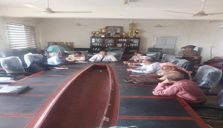 مدير عام تربية أبين يترأس اجتماع إدارة ولجان الأنشطة المدرسية لترتيب وإقرار المشاركة في المسابقات الوطنية والعربية