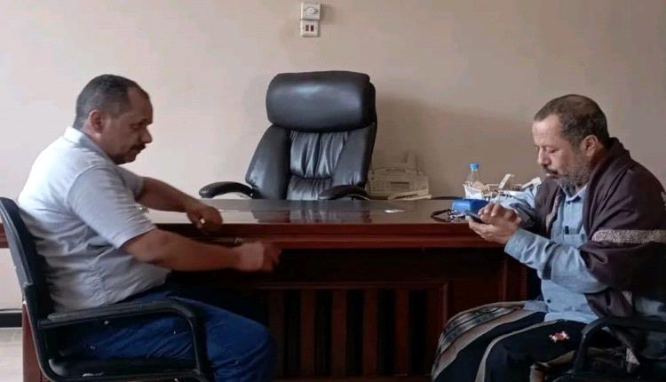 لتعزيز التحصيل ومكافحة التهرب.. لقاء مشترك بين مكتب ضرائب لحج ونيابة الأموال العامة يقر إجراءات حازمة