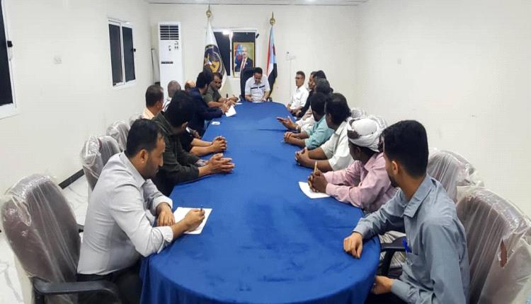 الحالمي يترأس اجتماع تنفيذية انتقالي لحج ويؤكد: شعب الجنوب جدار الدفاع الأول عن قضيته ولن تنحني هامات أبناء لحج أمام الإغراءات