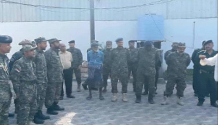 قيادة التوجيه بشرطة عدن تنفذ نزولاً ميدانياً لتعزيز الانضباط ورفع مستوى الوعي الأمني