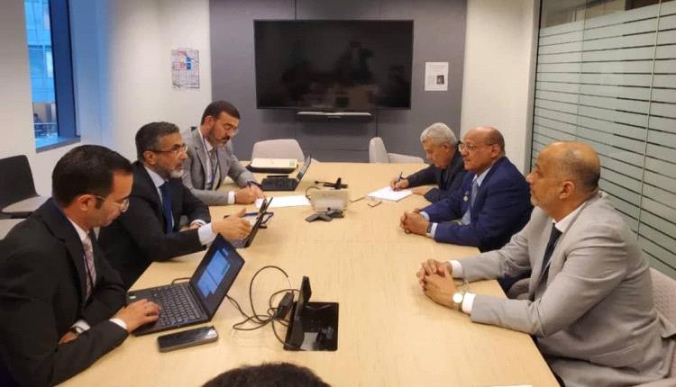 وزير المالية ومحافظ البنك المركزي يبحثان مع قيادة صندوق النقد العربي تنفيذ الإصلاحات الشاملة