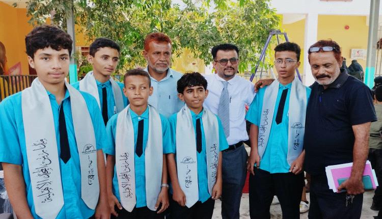 المجد والراية ،،  صروح تعليمية تصنع بناء الإنسان قبل تلقين الدروس دعوة لتعميم ثقافة جبر الخواطر بلحج