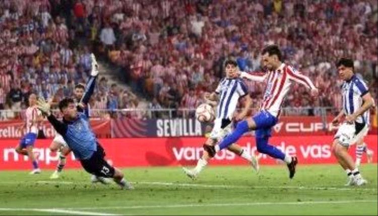 ​سوسيداد "ملكاً" لإسبانيا للمرة الرابعة.. ركلات الترجيح تكسر صمود أتلتيكو مدريد في ليلة "لا كارتوخا"