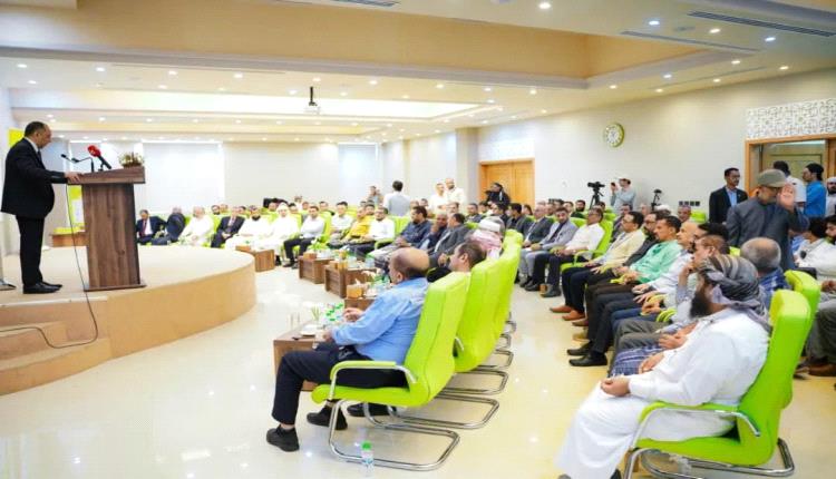 الأشول وباناجه يدشّنان تحول بنك القطيبي الإسلامي إلى بنك شامل بعدن