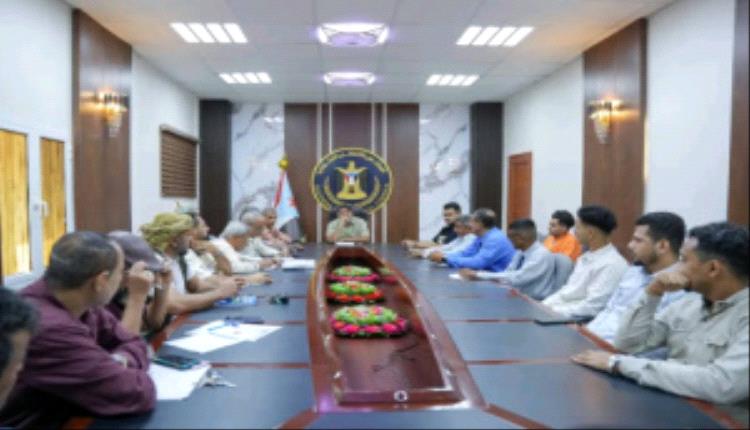 انتقالي العاصمة عدن يعقد اجتماعه الدوري ويؤكد موقفه من المستجدات السياسية ويستعرض خططه التنظيمية