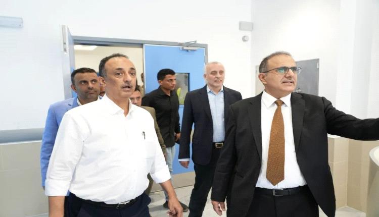 وزير الصحة يتفقد عدداً من مشاريع البنية التحتية الصحية في عدن