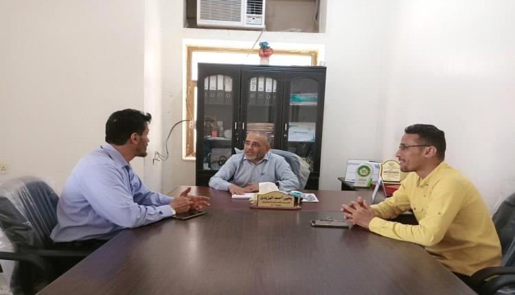 اليزيدي يشيد بدور مؤسسة أبين للتنمية خلال بحث إطلاق برنامج للبناء المؤسسي بزنجبار