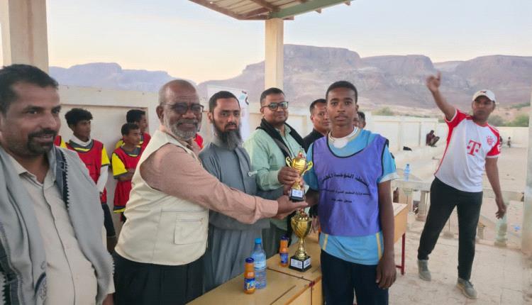 مواصلة تنفيذ أنشطة برنامج التوجيه المهني وتعزيز التعليم الفني في مديرية يبعث