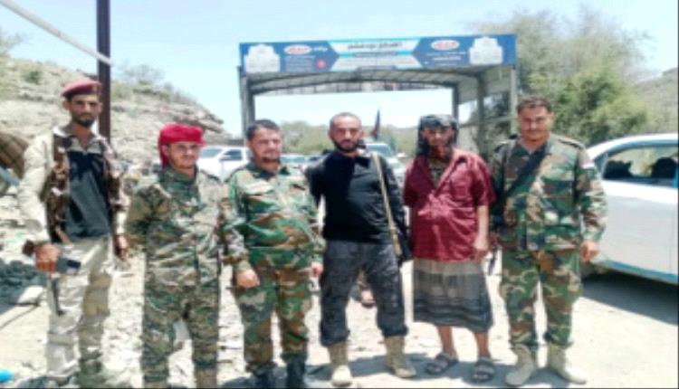 قيادة عمليات الأمن الوطني في الضالع تتفقد قوات تأمين طريق مريس وتشيد بجهودها الأمنية