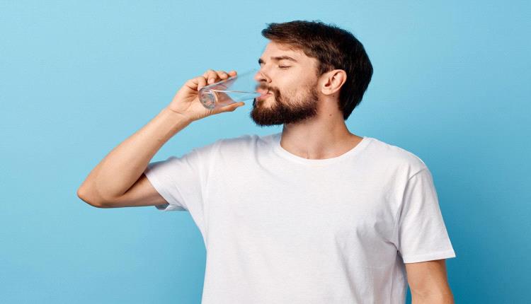 علامات تُنذر بتجفاف الجسم.. مؤشرات مبكرة وأخرى خطيرة تستدعي التدخل الطبي